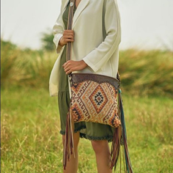 NEW Bohemian Western Tote Shoulder Bag Handbag - Picture 2 of 11